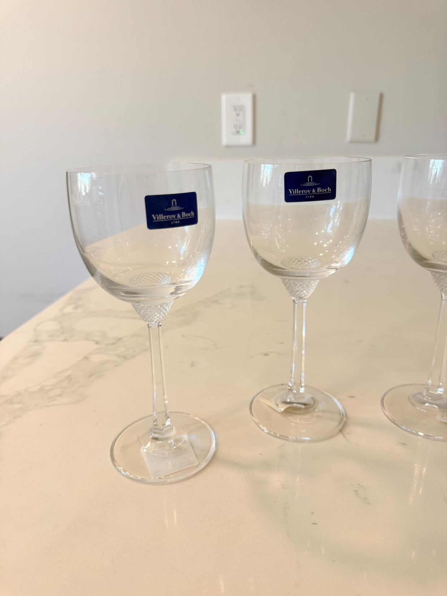 11-7390-0020 Villeroy & Boch Octavie Claret, 9.5 oz, Crystal Set of 4