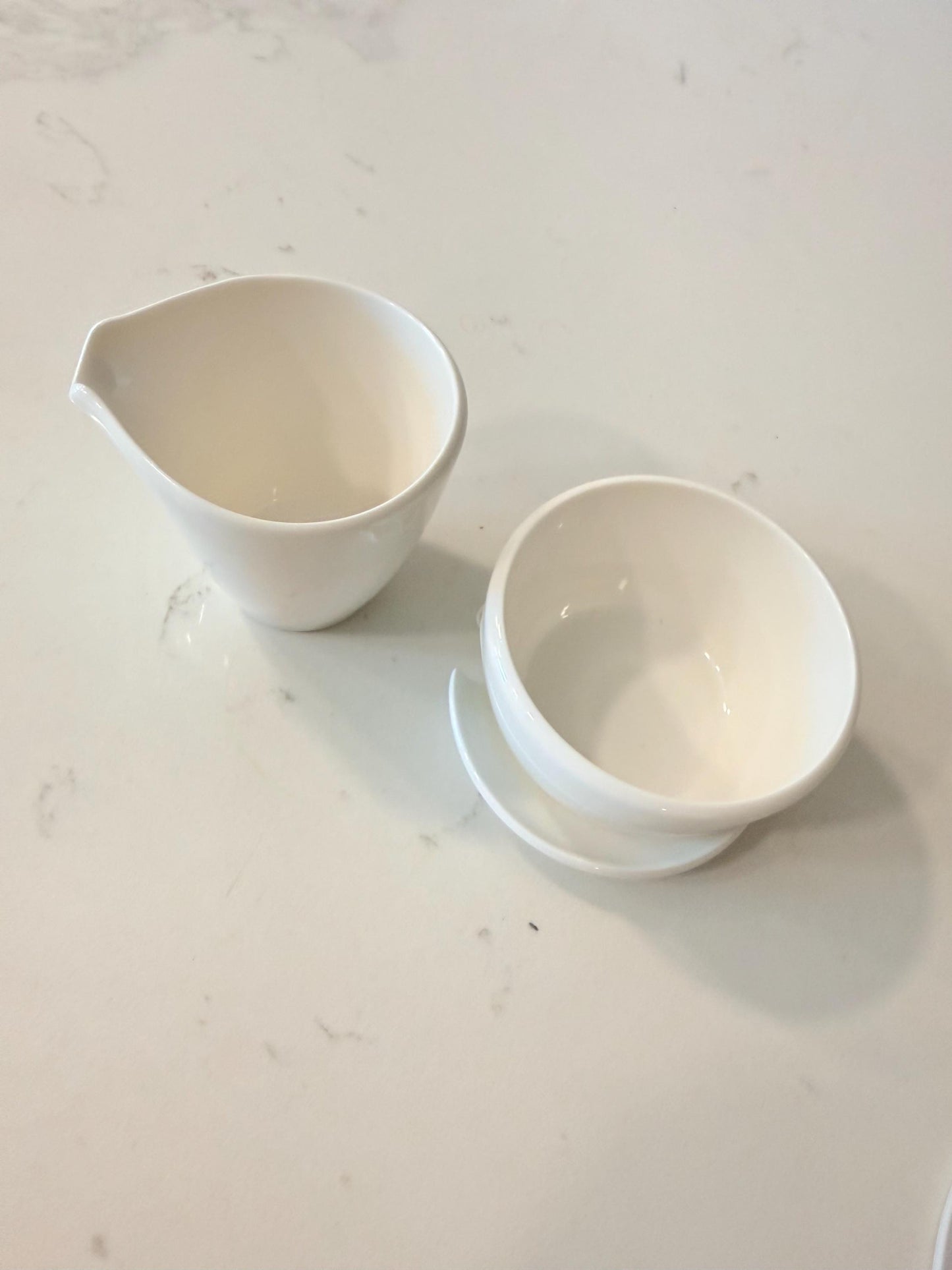 Villeroy & Boch Flow Sugar Bowl , Creamer