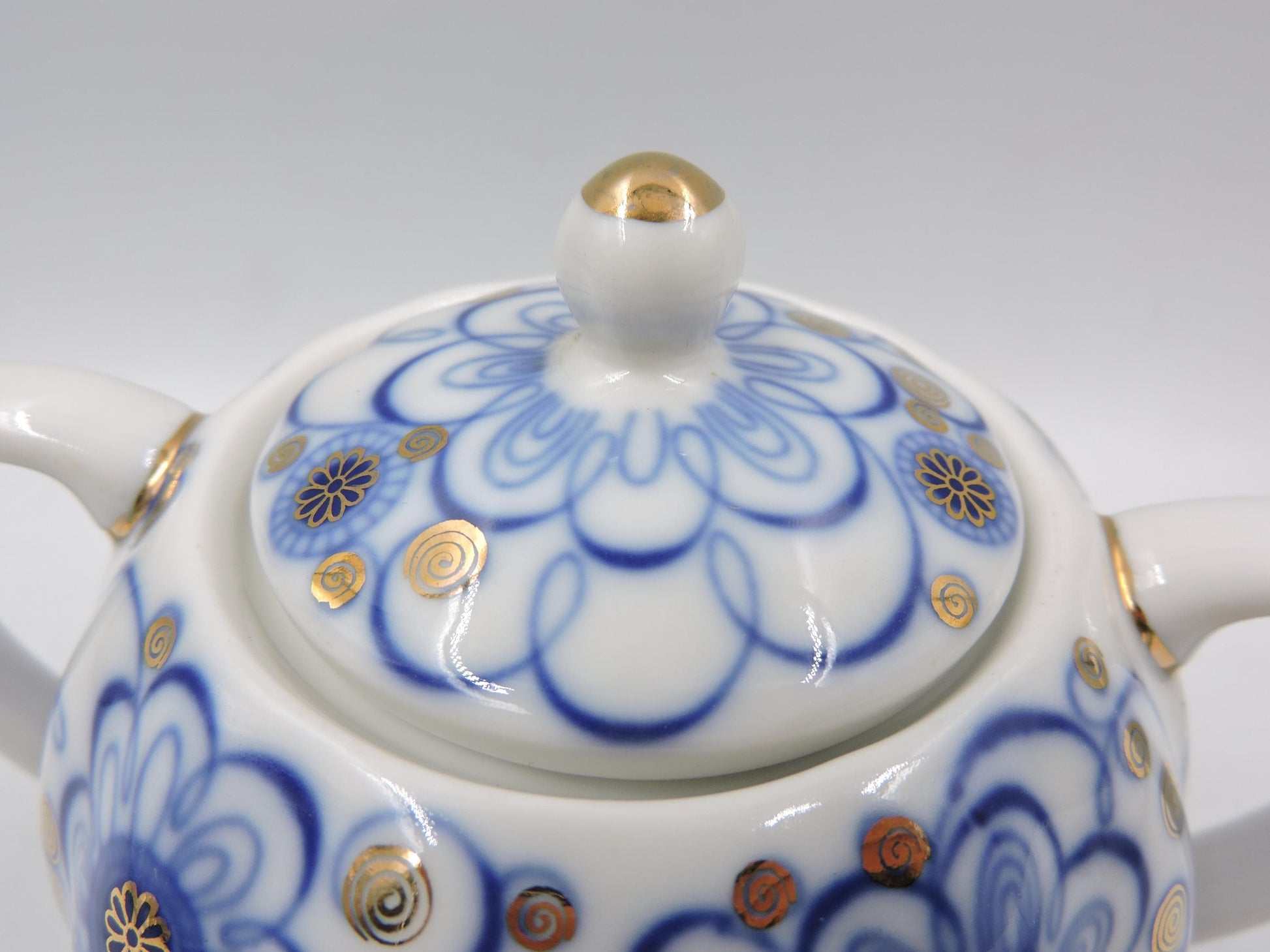 Lomonosov Imperial Porcelain Cornflower Sugar Bowl 450ml (15.2 oz)
