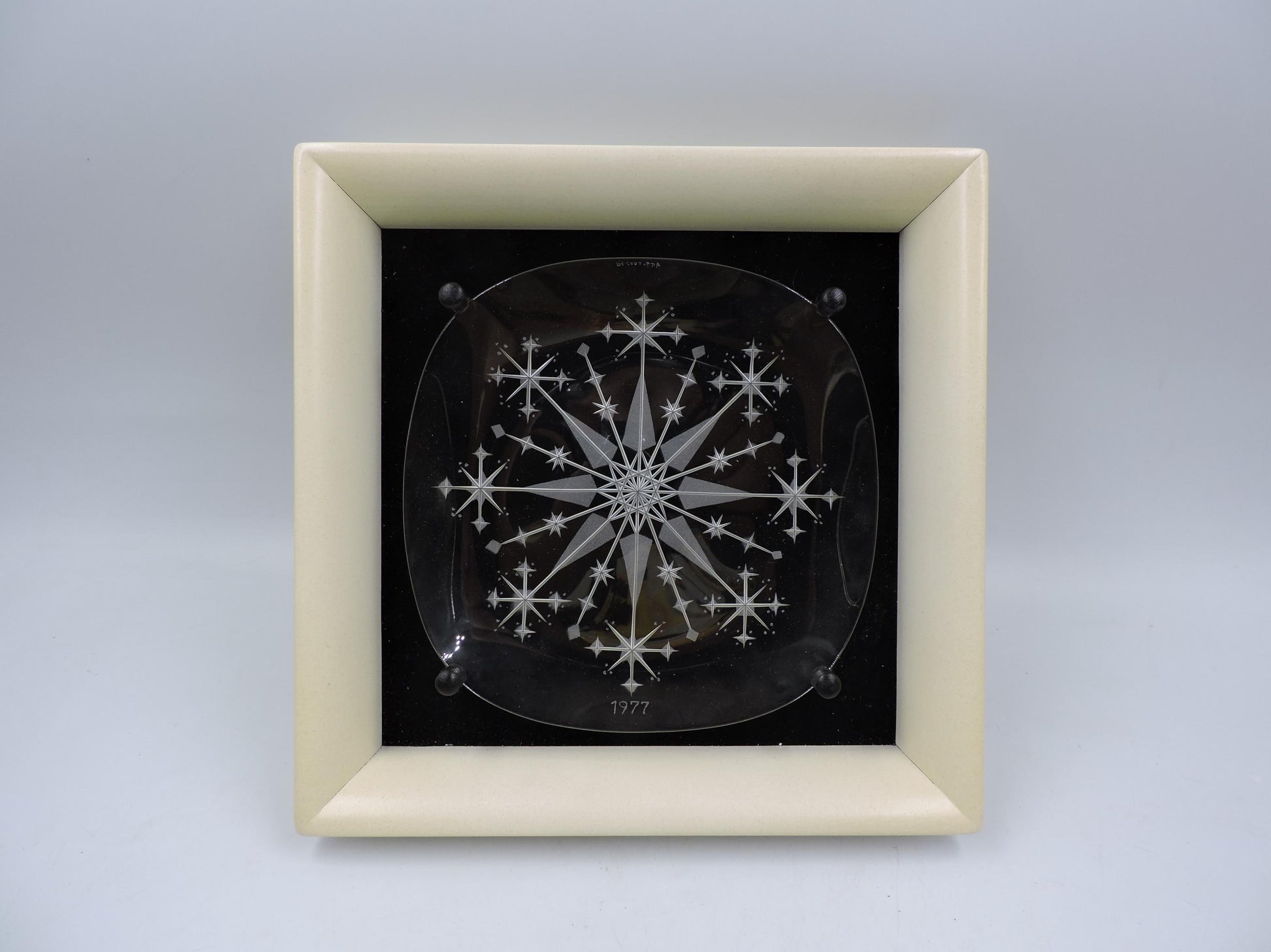 1977 Vintage Iittala Finland Crystal Snowflake Art Plate