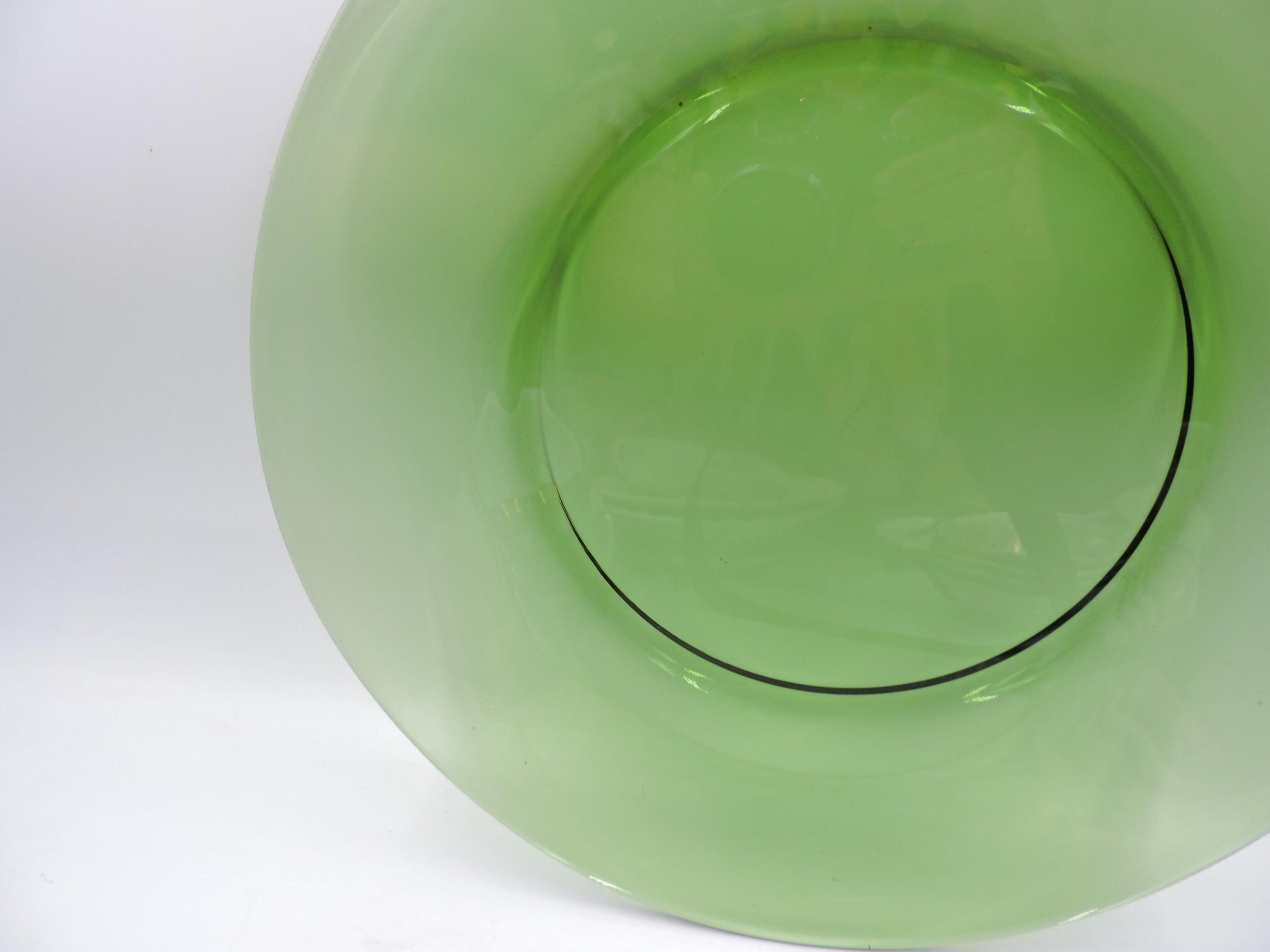 Villeroy & Boch Green Glass Charger Plate